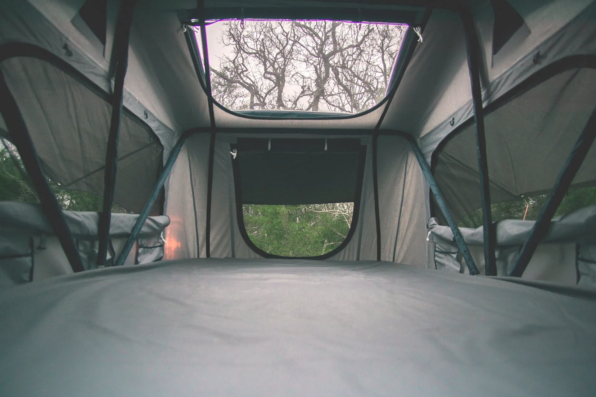 ROAM ADVENTURE | Vagabond Rooftop Tent Sheet