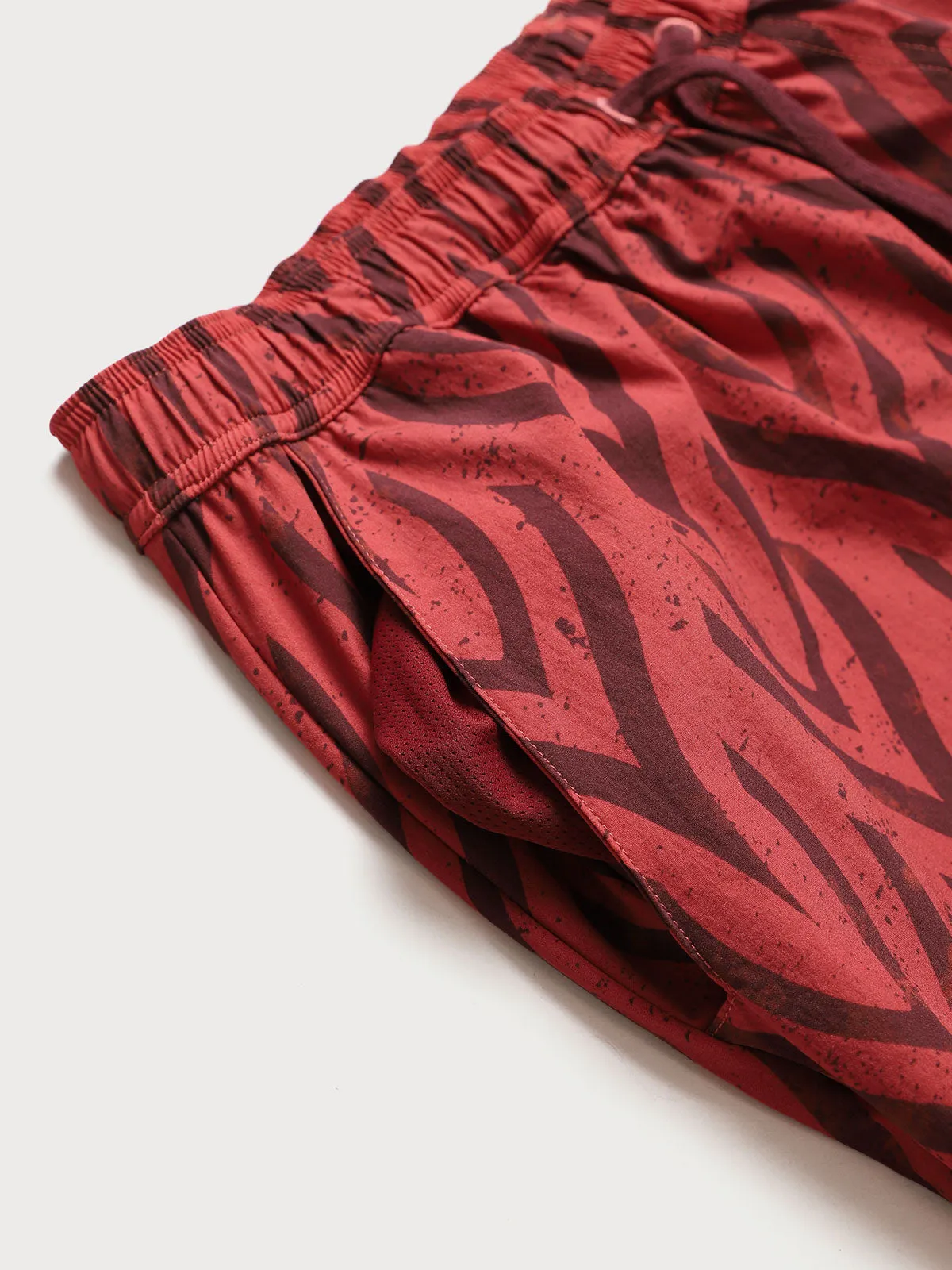 The Wine Red Beach Men's 5" Swimming Trunks