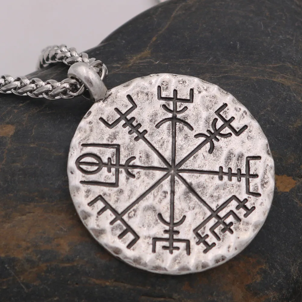 Viking Compass Metal Necklace - Nordic Mythology Pendant for Men